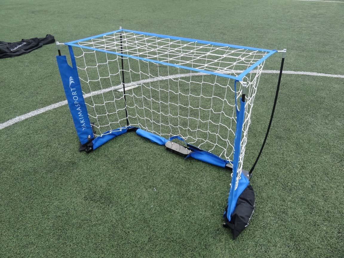 Bramka piłkarska Yakimasport MINI składana 120x80 cm 2/4