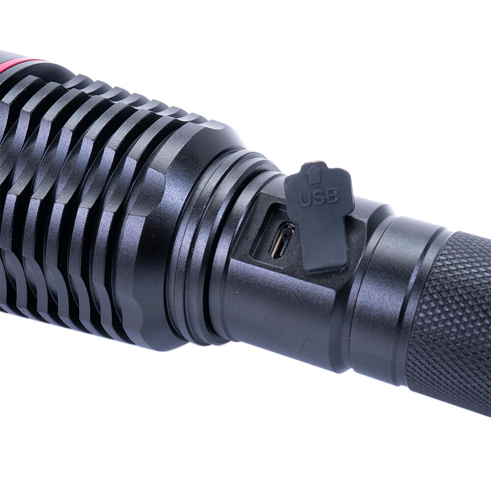 PNI Adventure F420 zaklamp en PNI HC41 USB-oplader 3/5