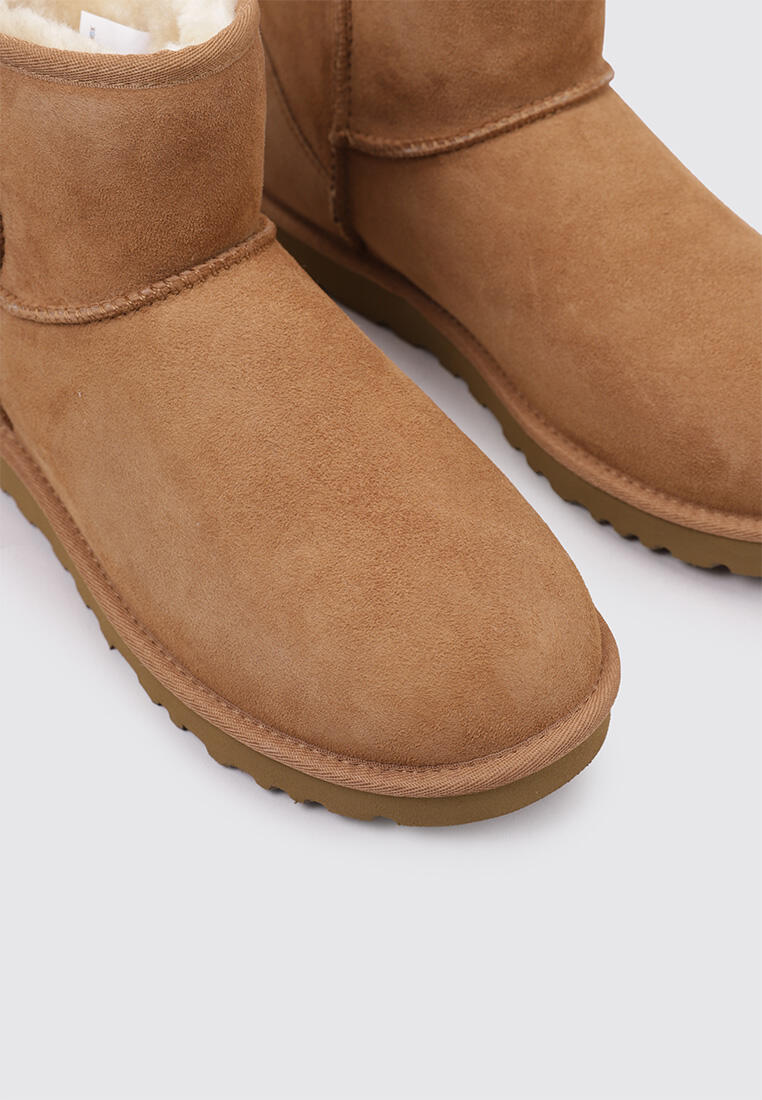 UGG Classic Mini - Bottes en cuir pour homme, hauteur mi-botte, couleur Cuero 3/5
