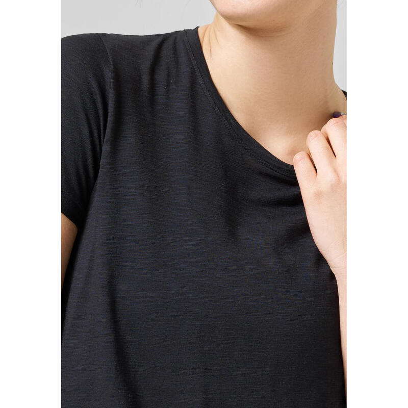 Tricou sport u?or pentru femei Casall Soft Texture, cu textură moale