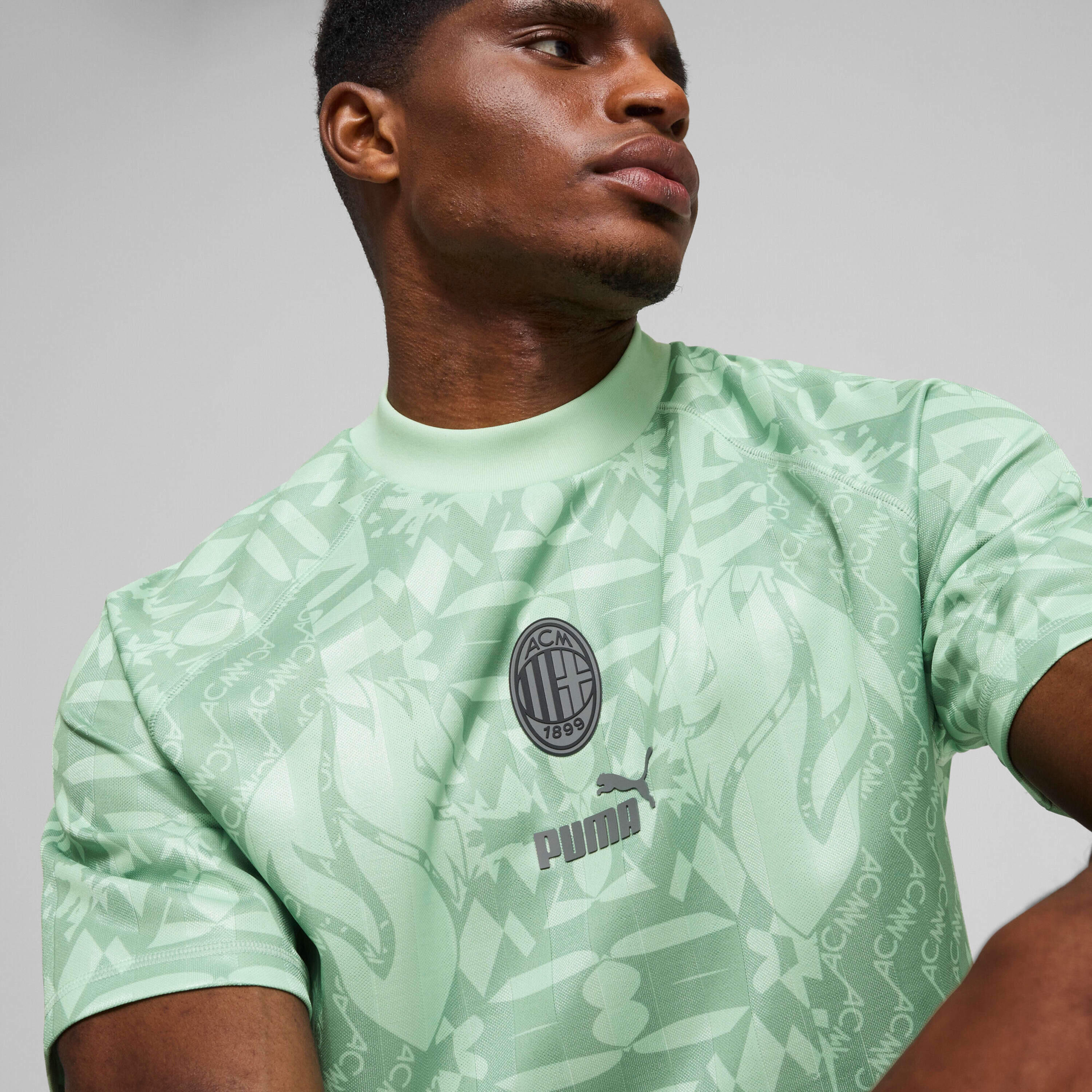Tee-shirt Puma ACM STATEMENT RETRO 6/7