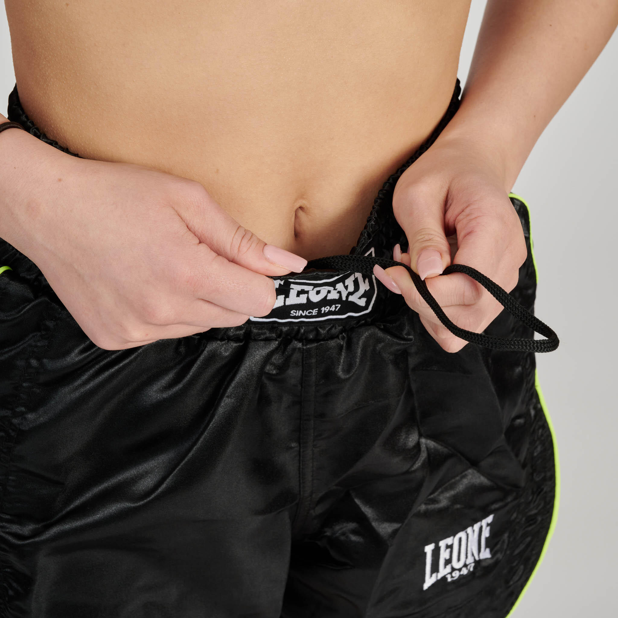 Leone1947 Pantalón corto BASIC mujer negro S 5/7