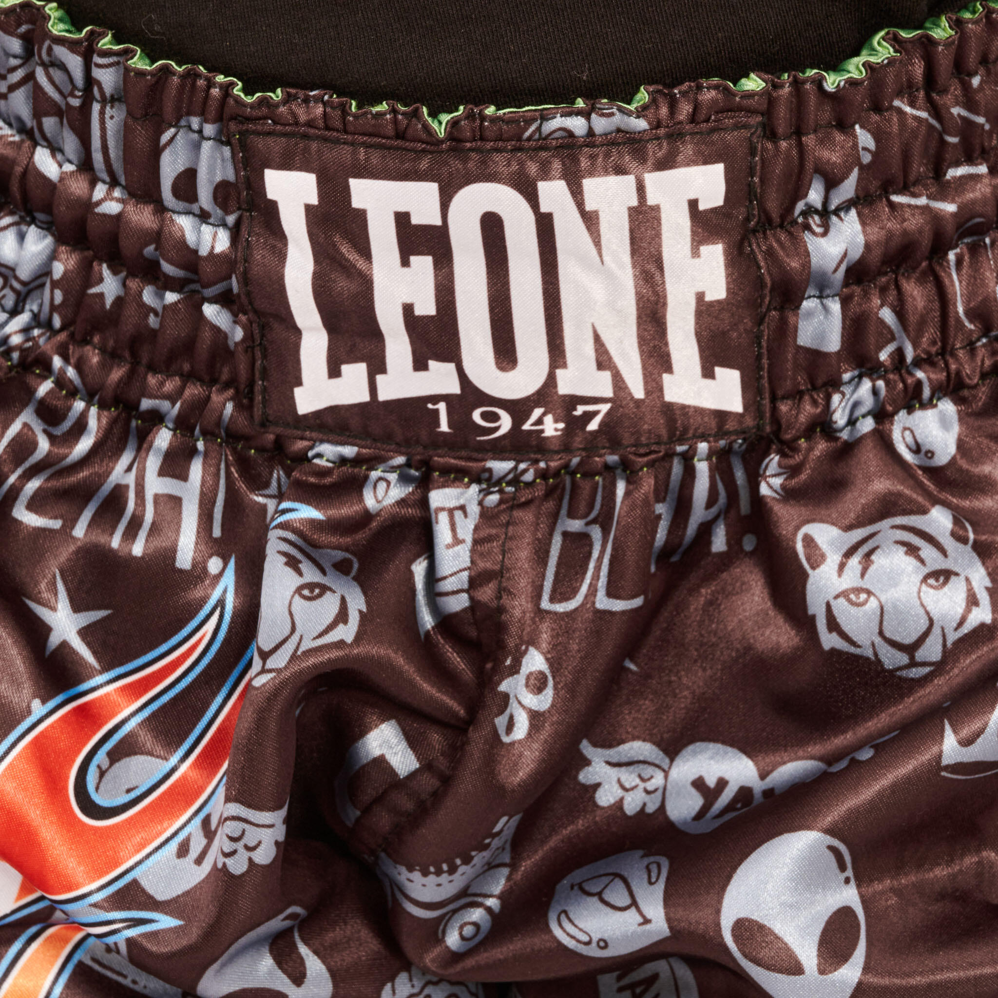 Leone1947 Calções kick e thai infantil FLAMES preto L 4/7