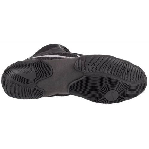 Zapatillas Nike Tawa en negro para hombre 4/4