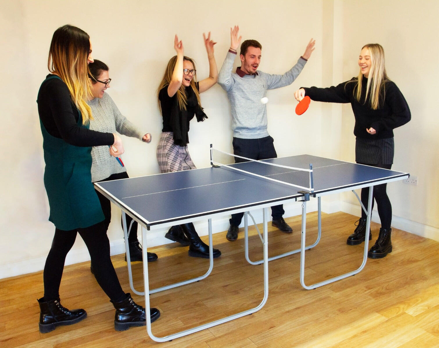 Table Tennis Table Folding 4 legs 181cm Ping Pong Table Portable Easy Quick 4/6