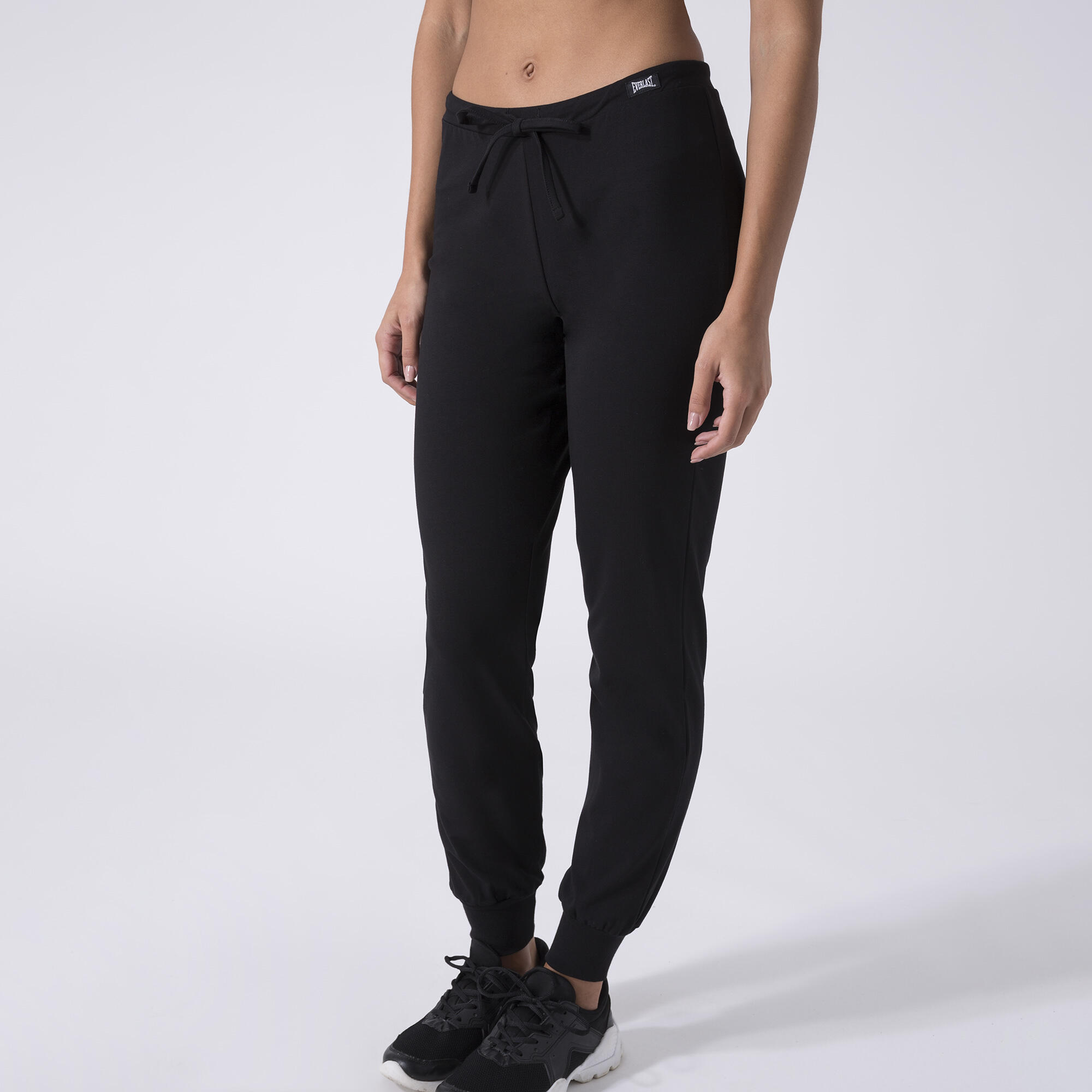 PANTALÓN BÁSICO CON PUÑO NEGRO ALGODÓN, ELASTANO 6/6