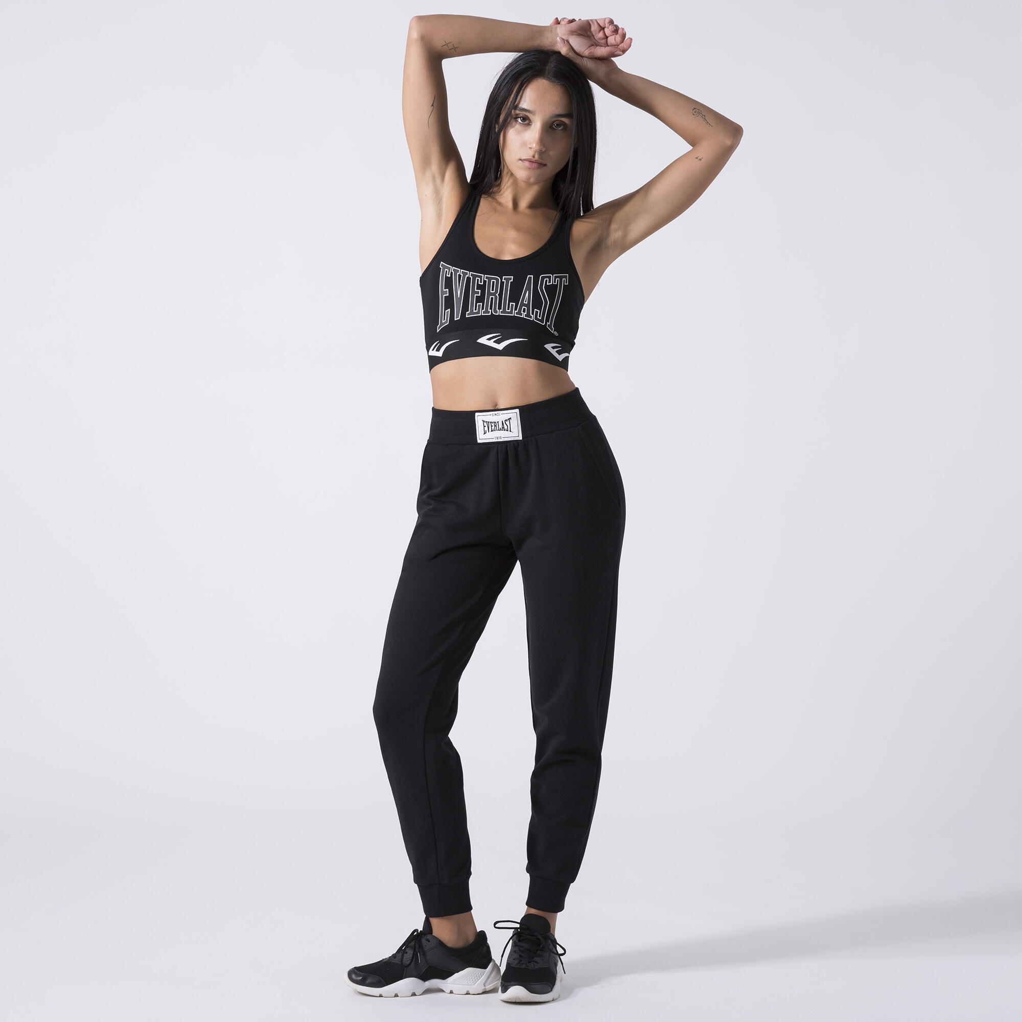 PANTALÓN ICÓNICO CON PUÑO EN EL DOBLADILLO NEGRO ALGODÓN, POLIÉSTER 3/6