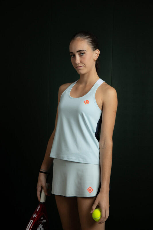 Izas Top Isabel : Confort y Estilo para tus Entrenamientos. Ligero , 4/6