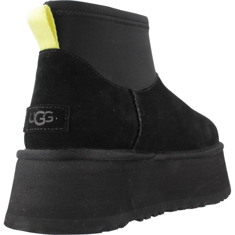 Csizma UGG Classic Dipper fekete
