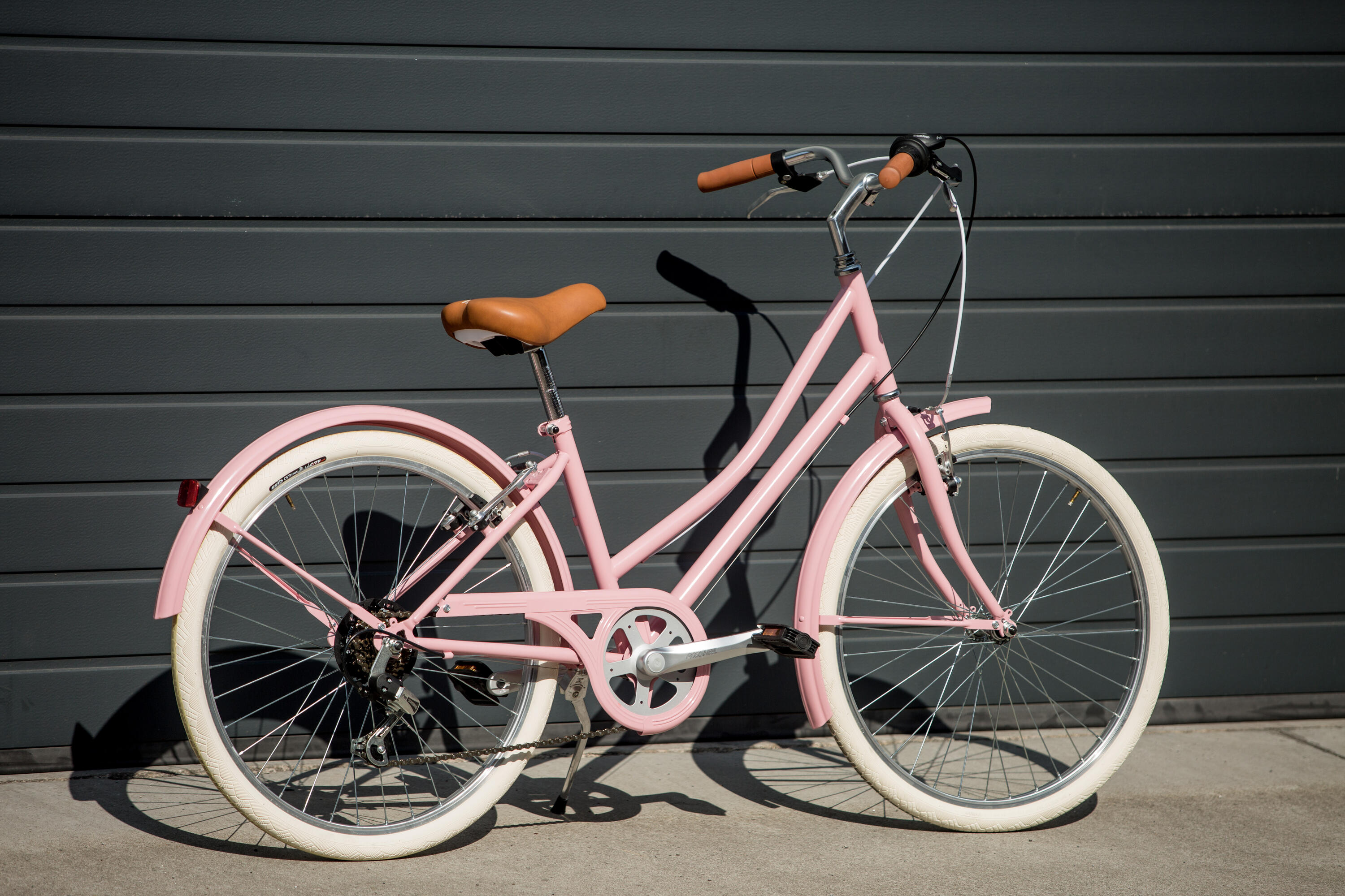 Bicicleta Retro da cidade Capri Carolina 24" Pink 6V 4/8