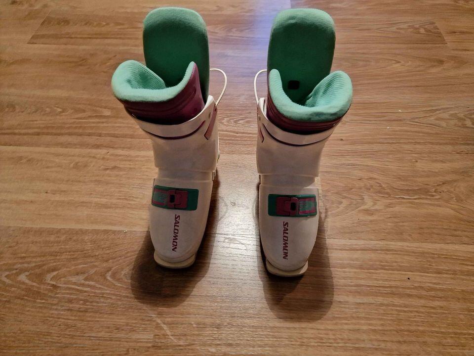 SALOMON picture