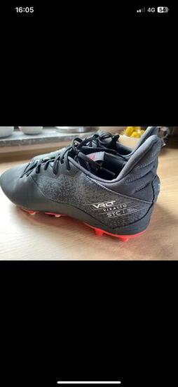 Tussen Particulieren - Viralto voetbalschoenen