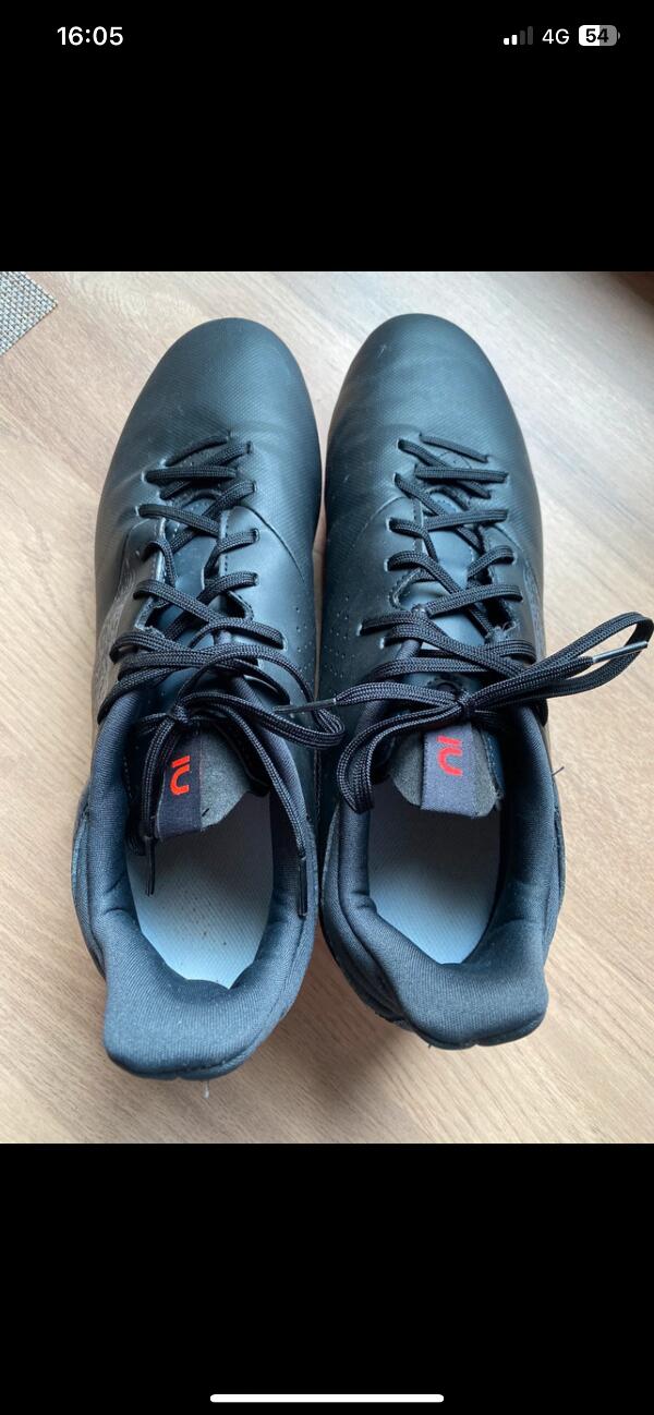 Tussen Particulieren - Viralto voetbalschoenen 3/5