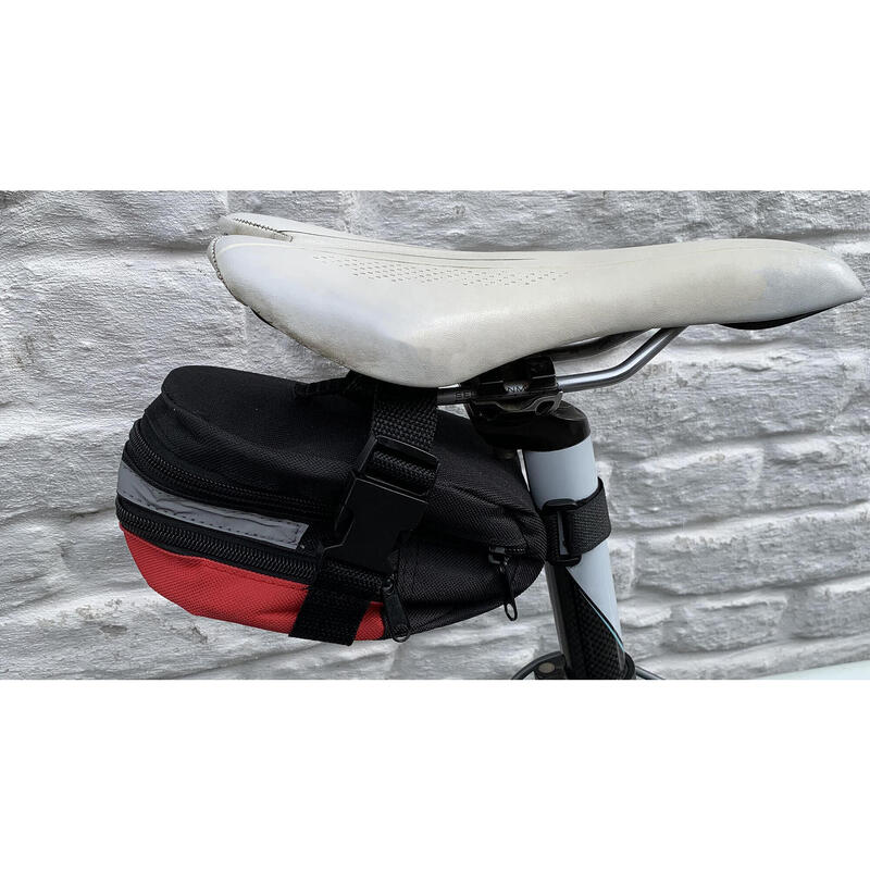 Sacoche de selle avec kit réparation vélo