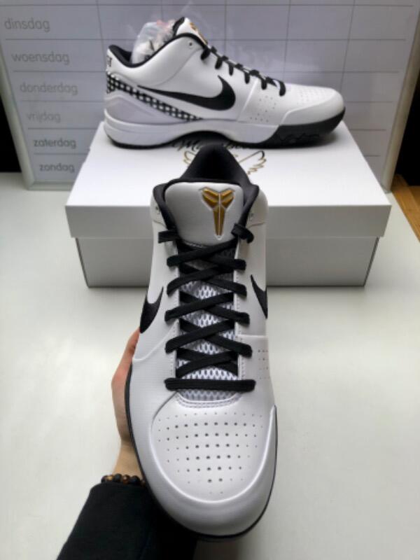 Tussen Particulieren - Nike Kobe 4 Mambacita 2/6