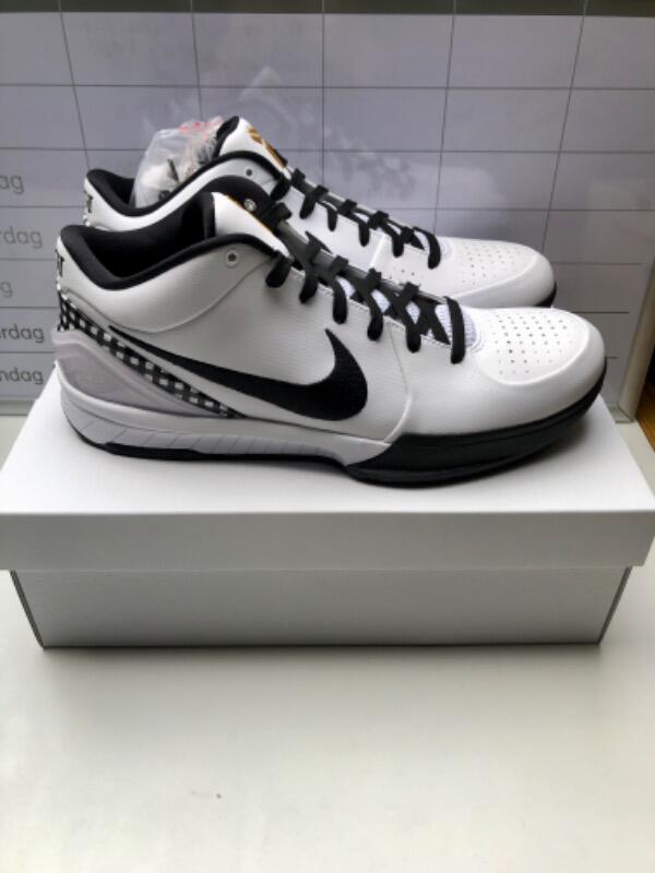 Tussen Particulieren - Nike Kobe 4 Mambacita 3/6