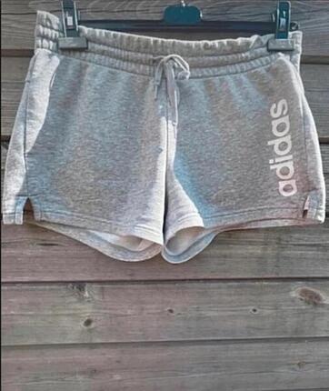 Entre Particuliers - Adidas - Short gris - Taille S
