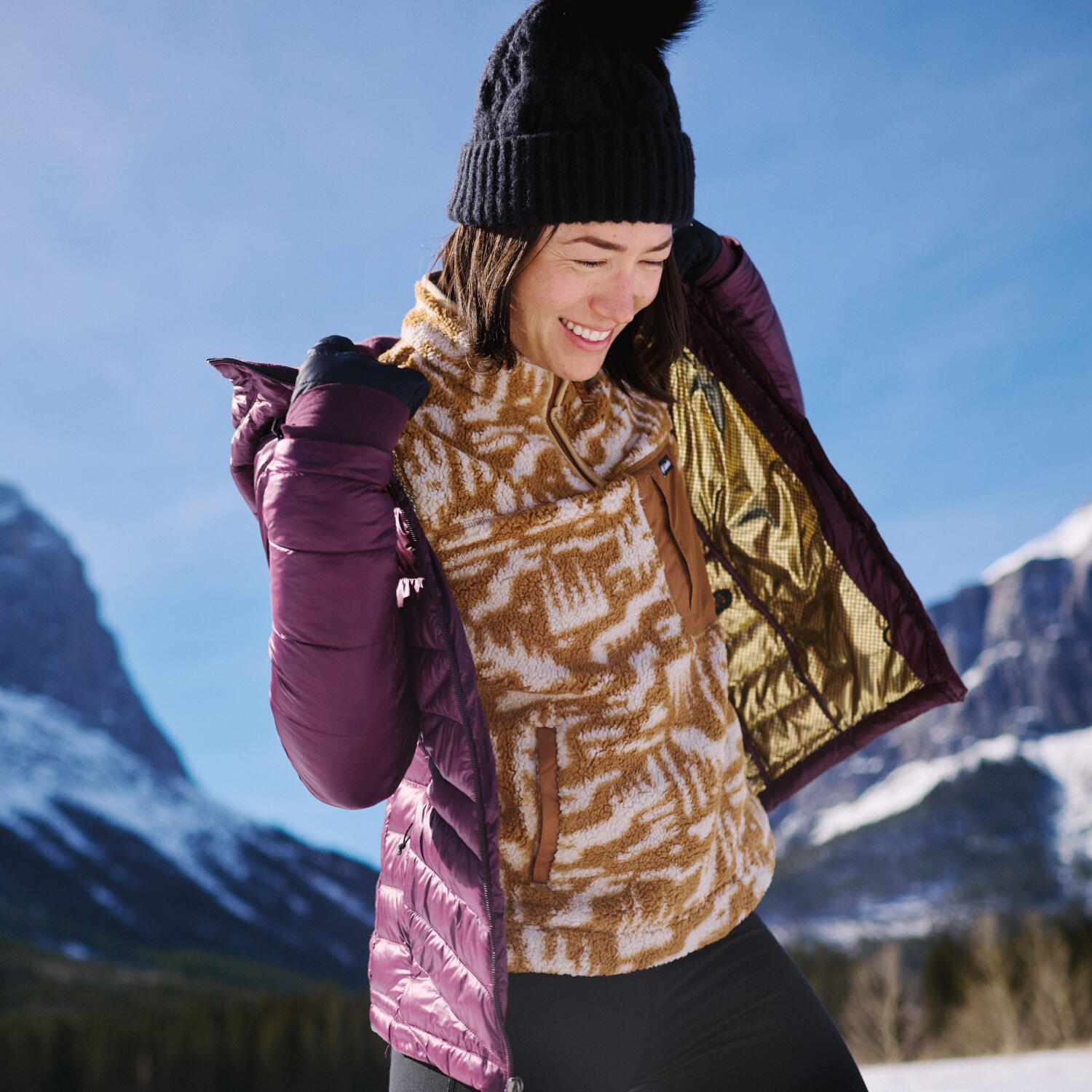 Czapka damska  Boundless Days Cable Knit Pom Beanie 3/3
