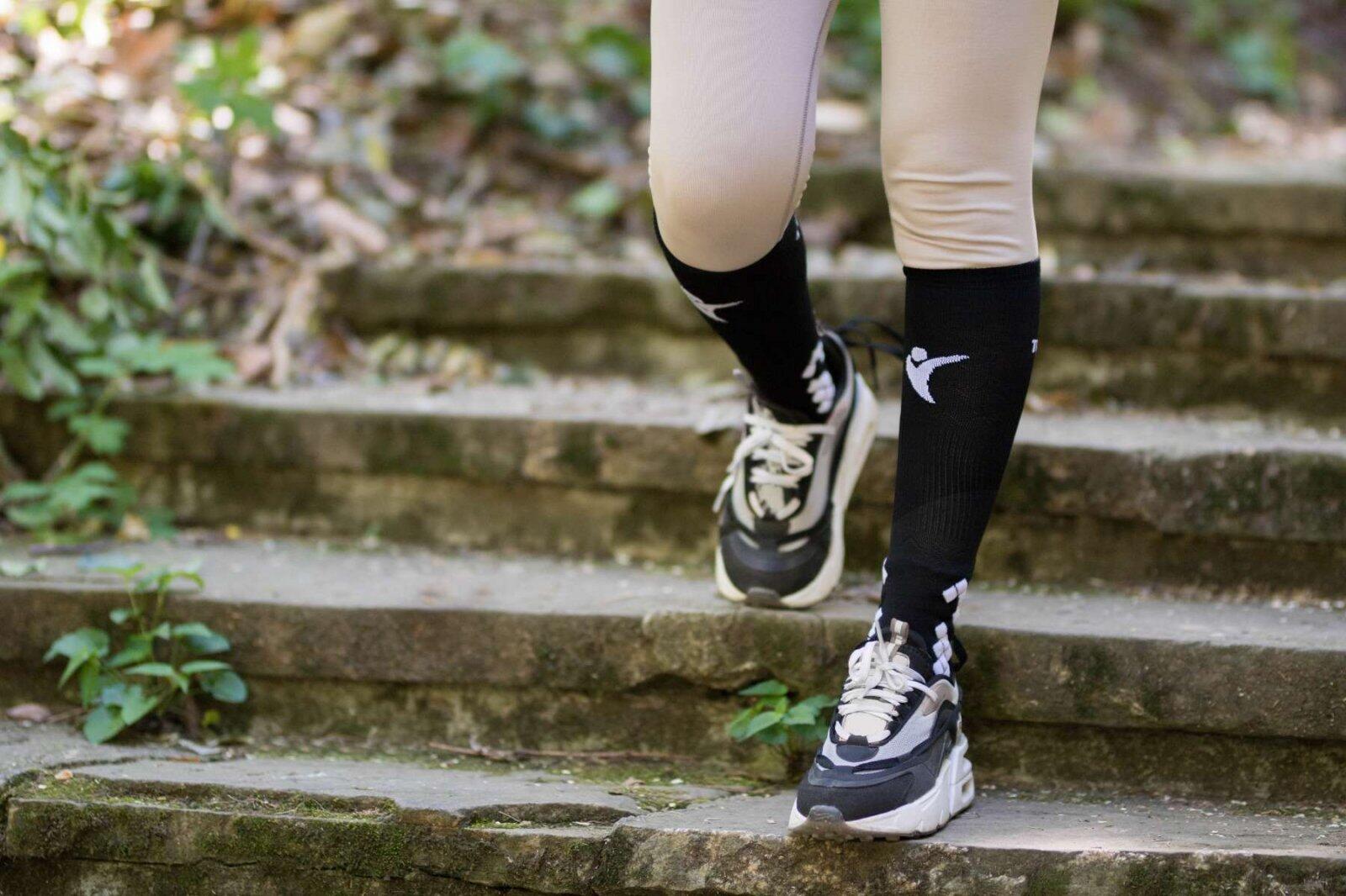 Chaussettes de compression 3/4 pour le sport 2/6