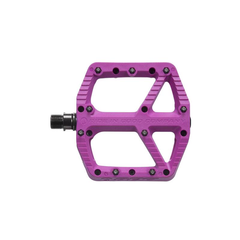 Pédale de plateforme Comp, pourpre      6760€ 8000€ -15%    * La vente débute le 02/07/2025    SDG COMPONENTS Pédale de plateforme Comp, pourpreCe produit n'est pas disponible en ligne, vérifiez le stock en magasin   