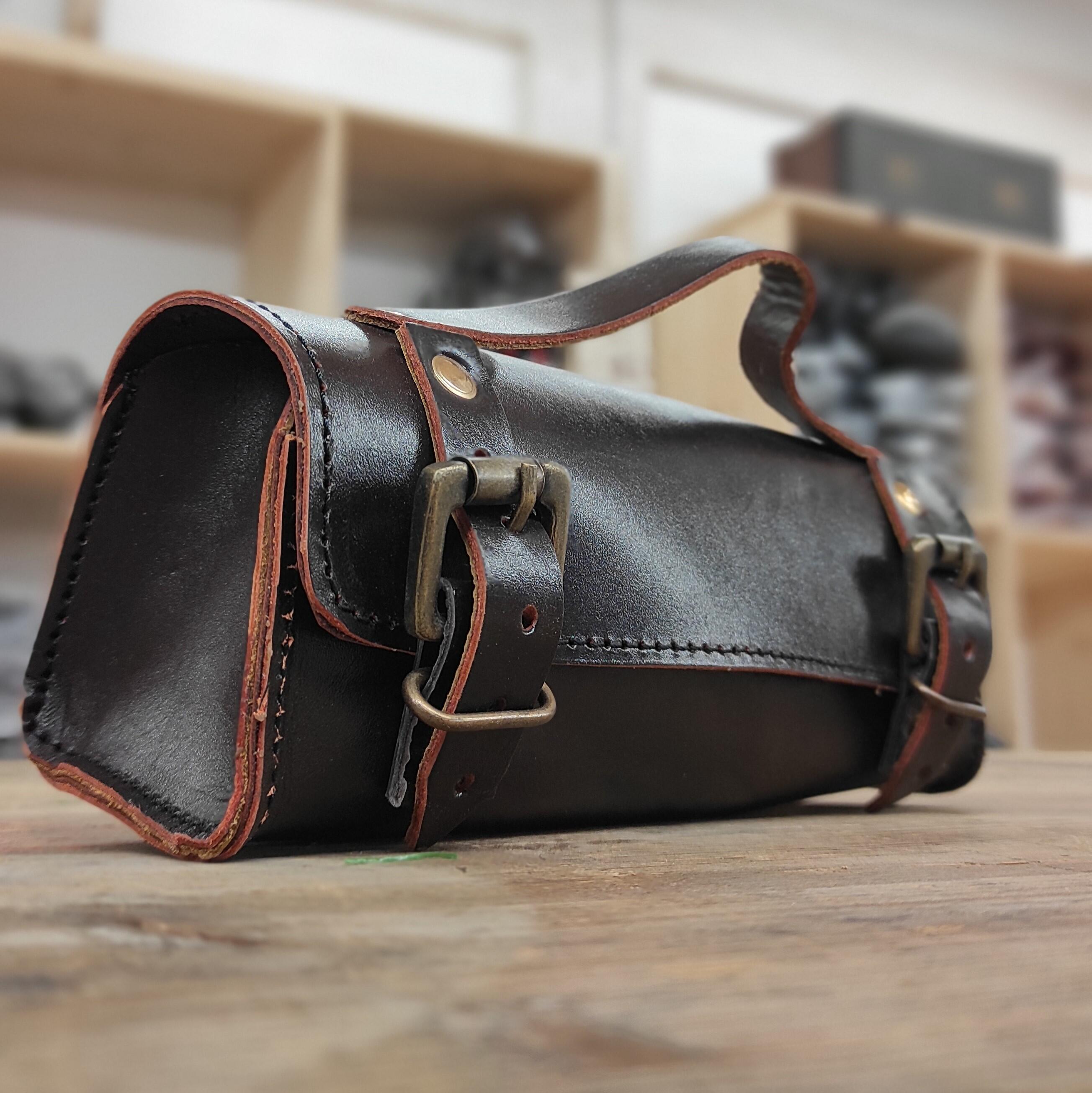 ALL SPORT VINTAGE - Etui Boule de Pétanque "Le Vintage" en Cuir. 3/5