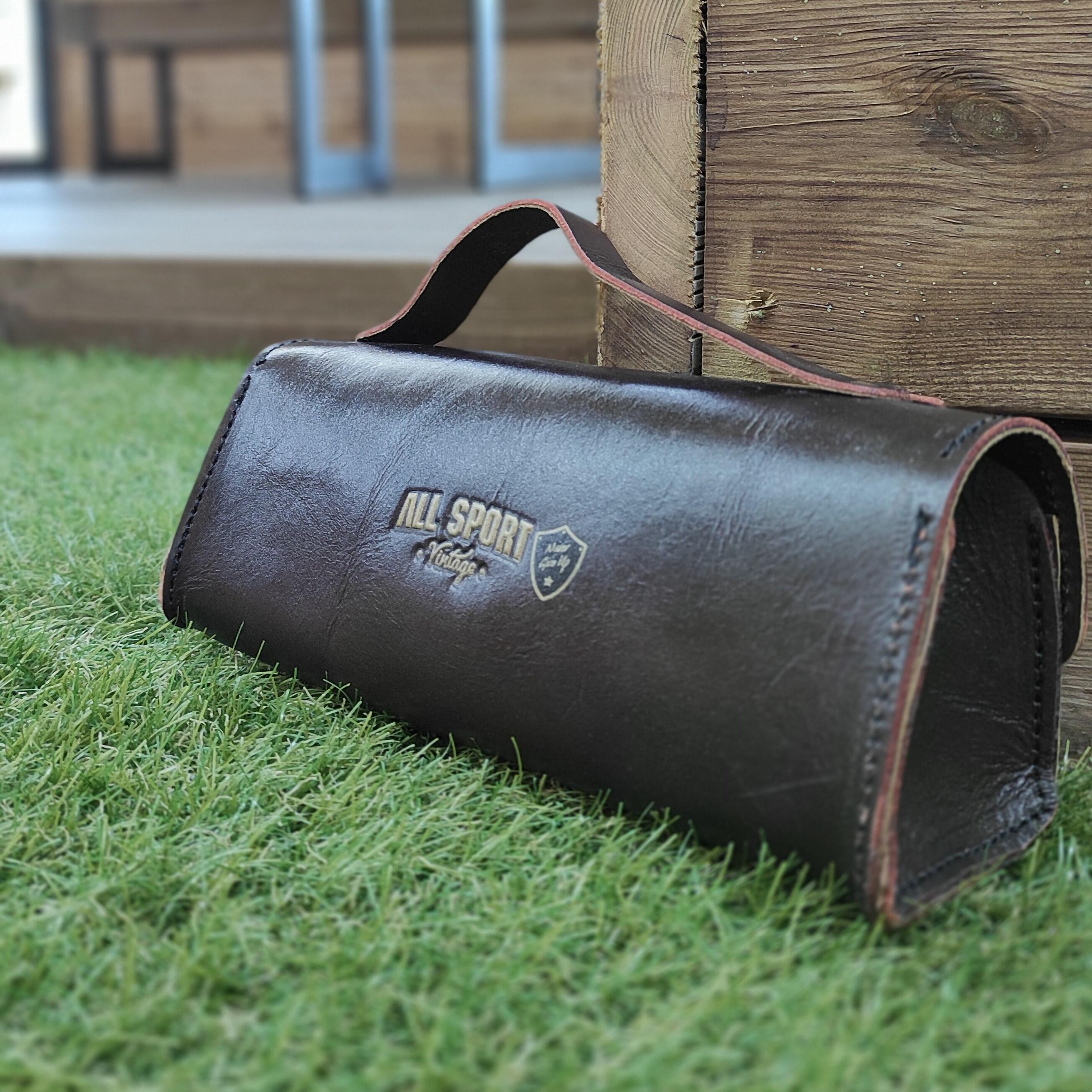 ALL SPORT VINTAGE - Etui Boule de Pétanque "Le Vintage" en Cuir. 4/5