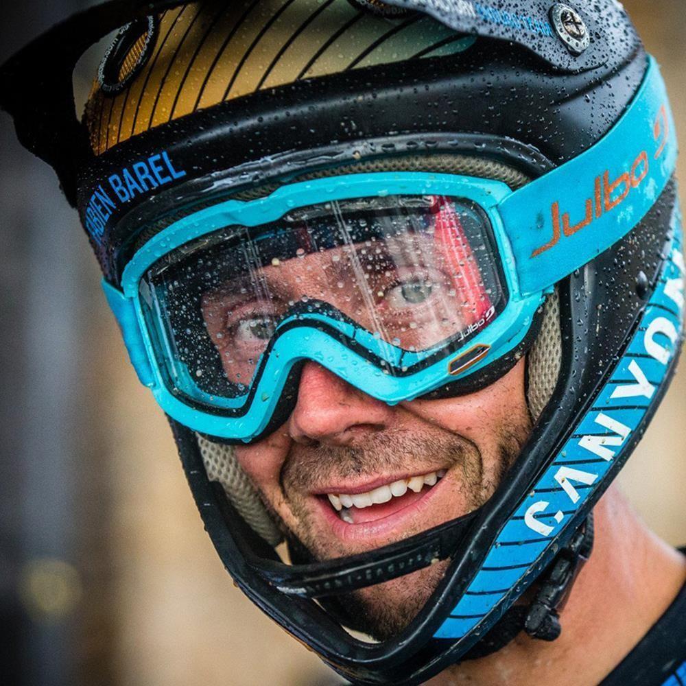 Muc-Off Helmet Visor and Goggle Cleaner 2/2