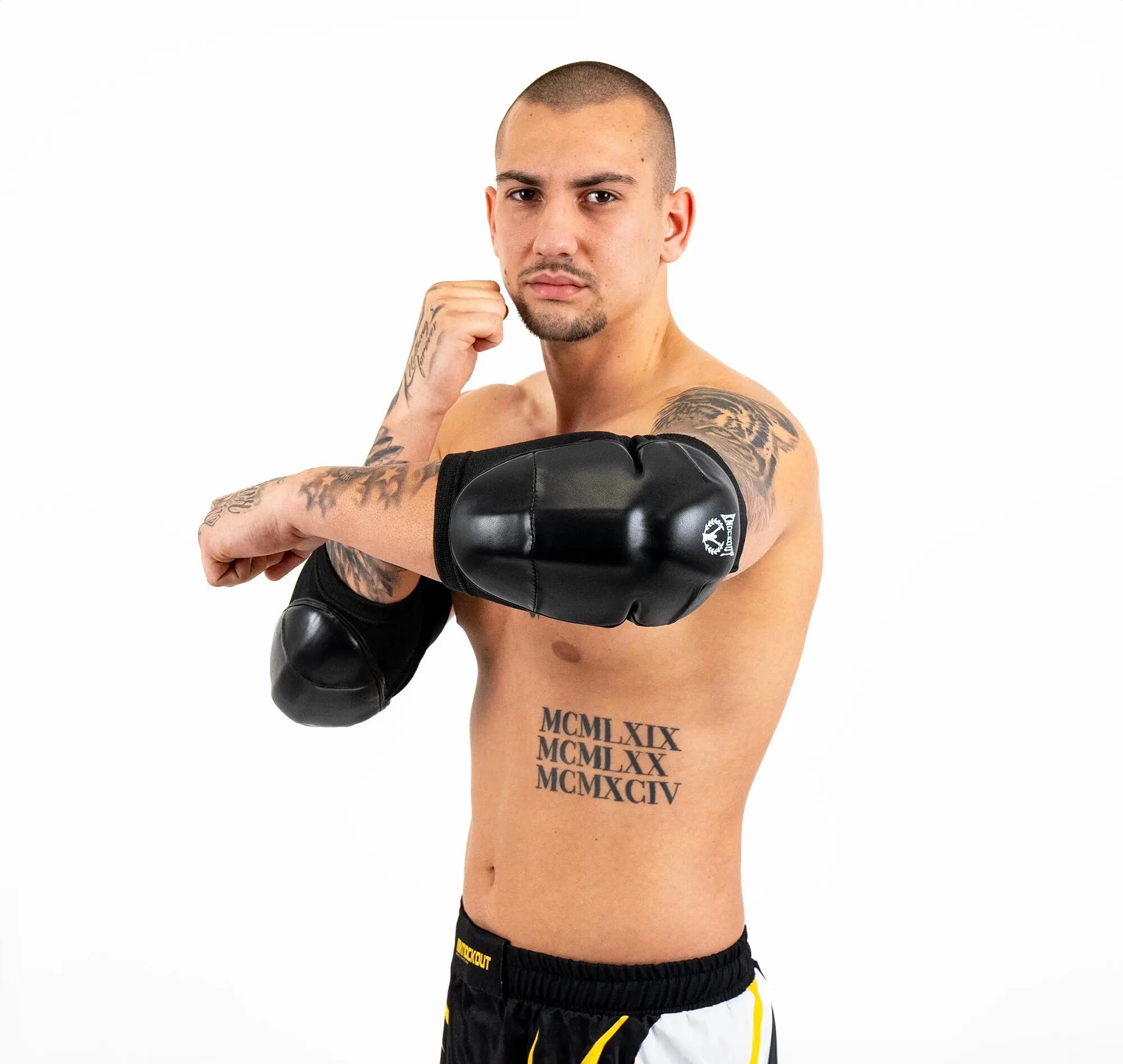 MMA knockout kartont/térd 3/4