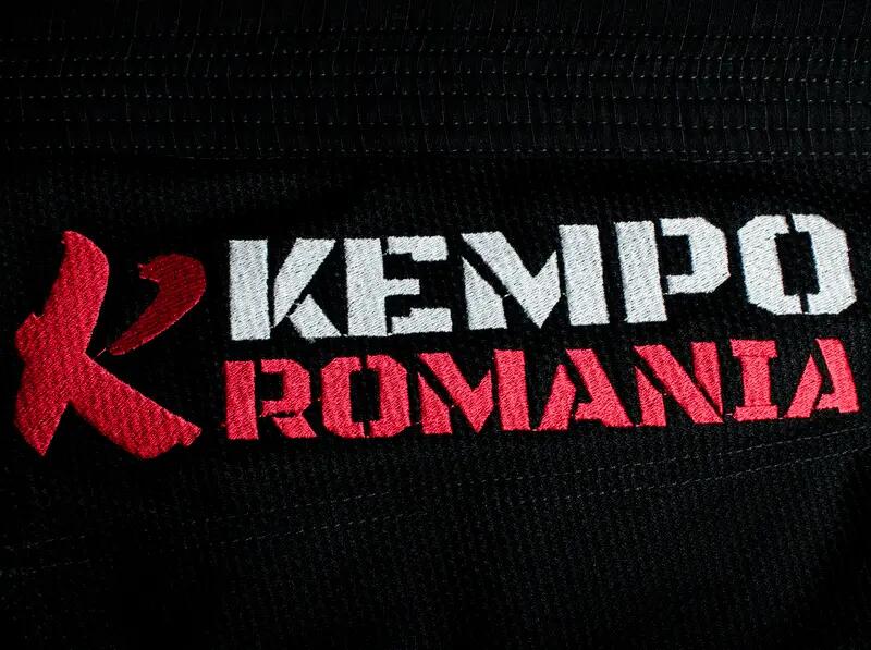 Kimono KEMPO Knockout Premium Senior 3/7