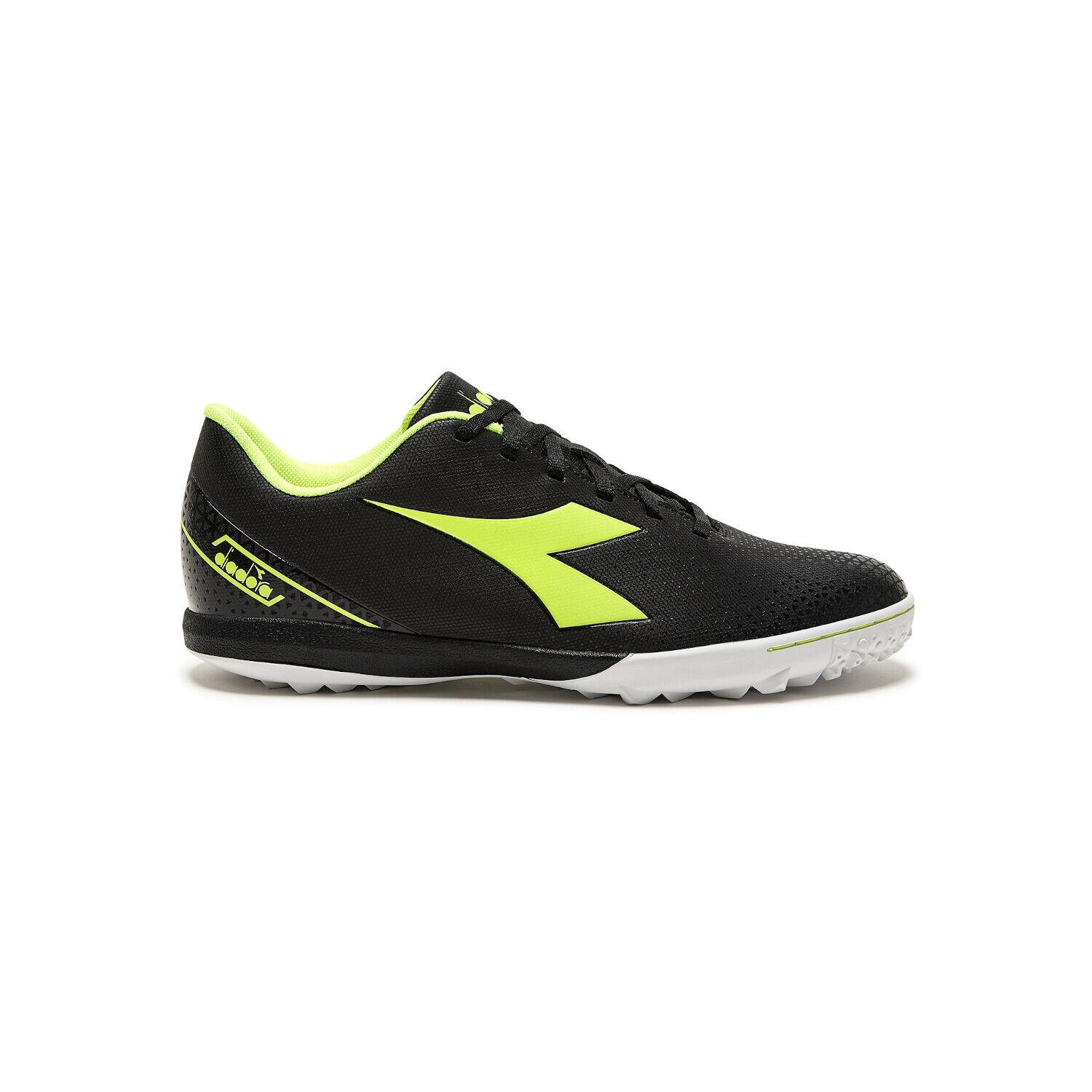 DIADORA picture