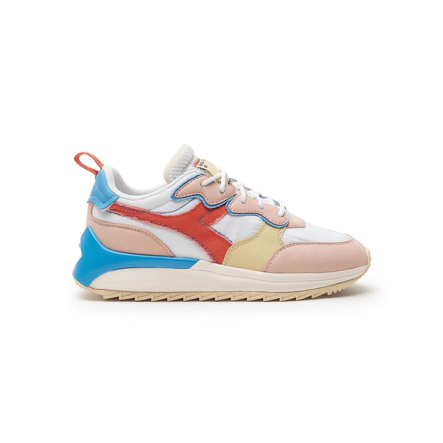 DIADORA picture