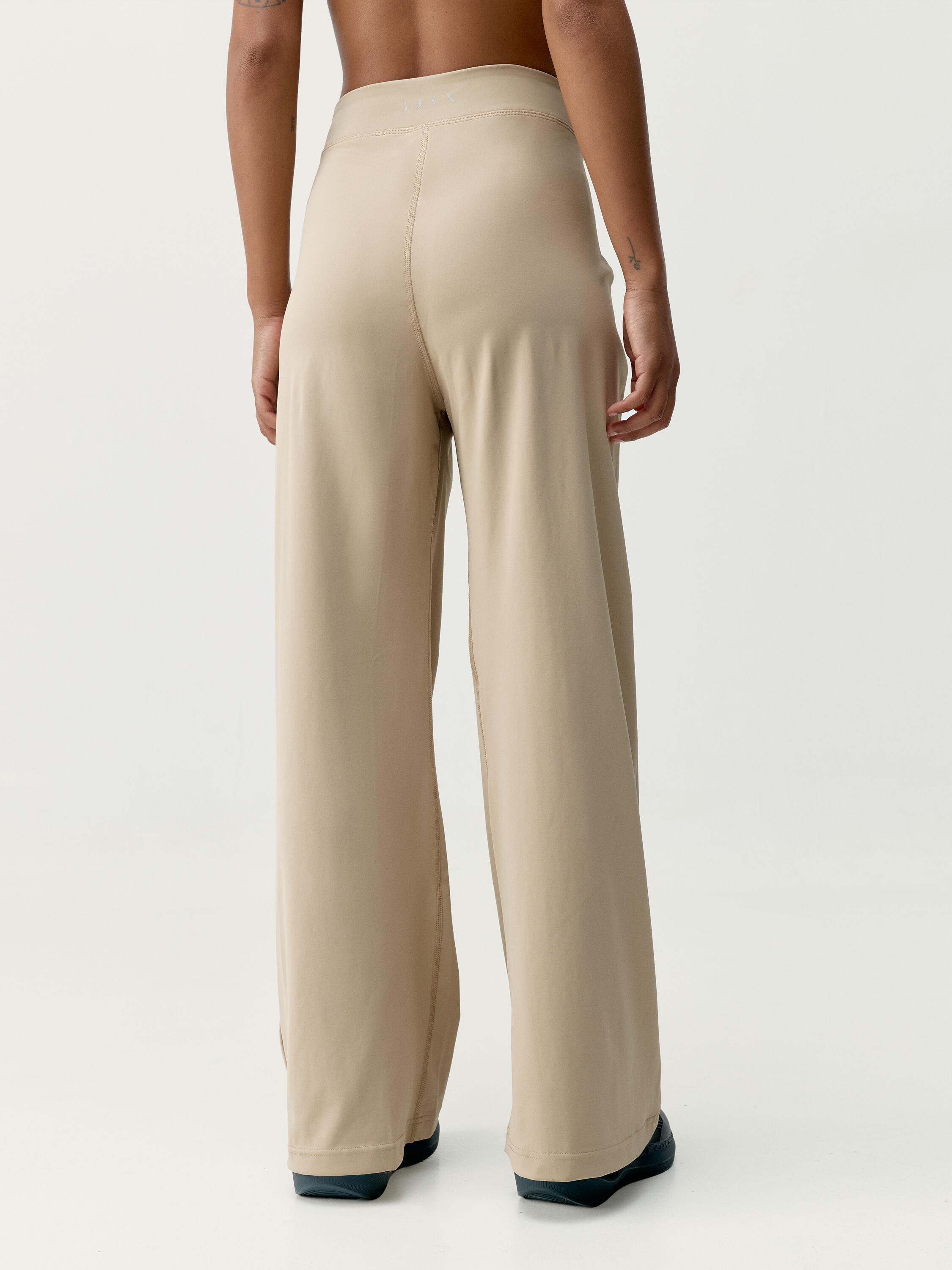 Audrey Born Living Yoga Damen-Sporthose 2/6