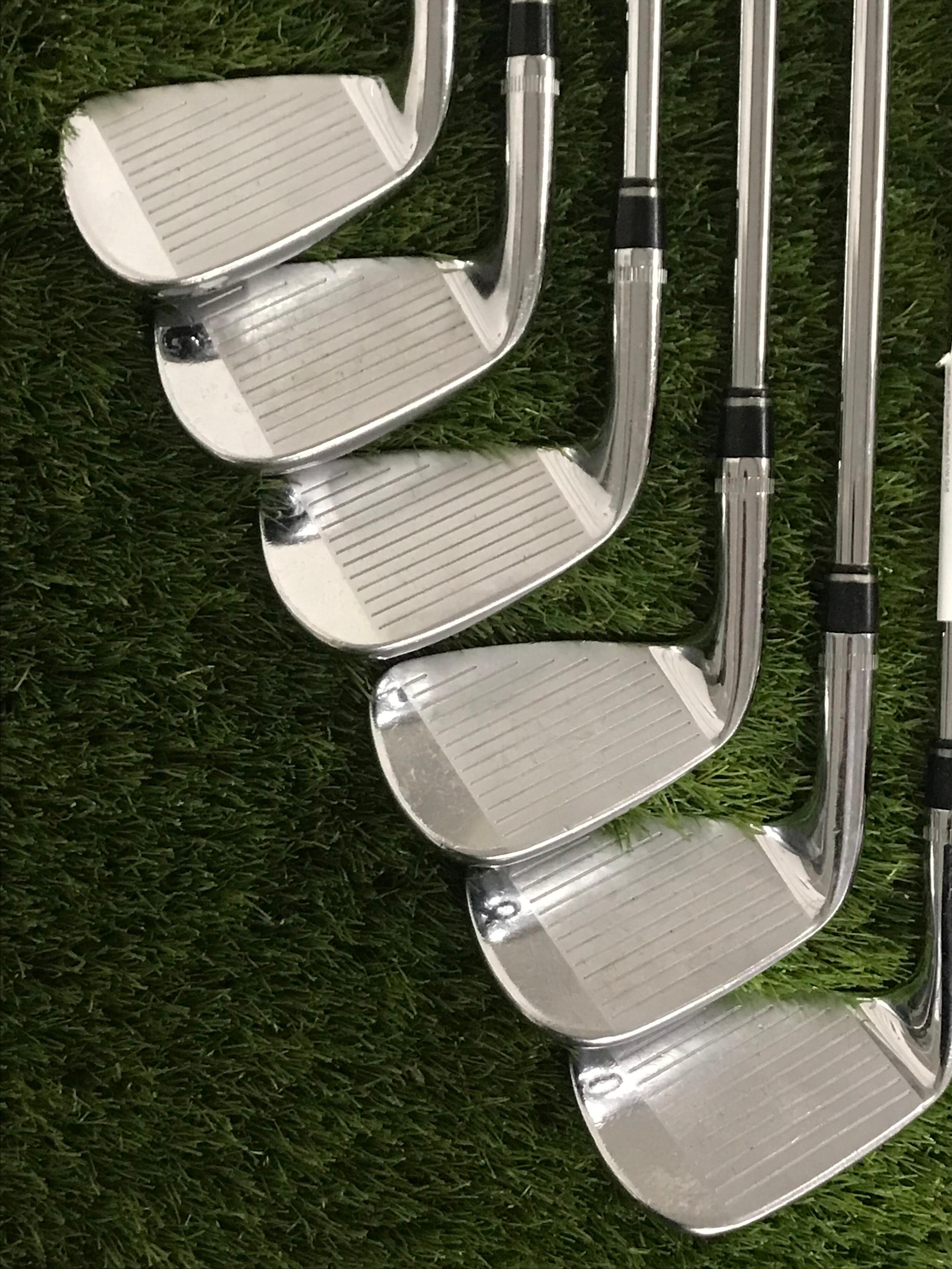 GRADE B-Wilson FG Tour V6 Forged Irons 5-PW 2/3