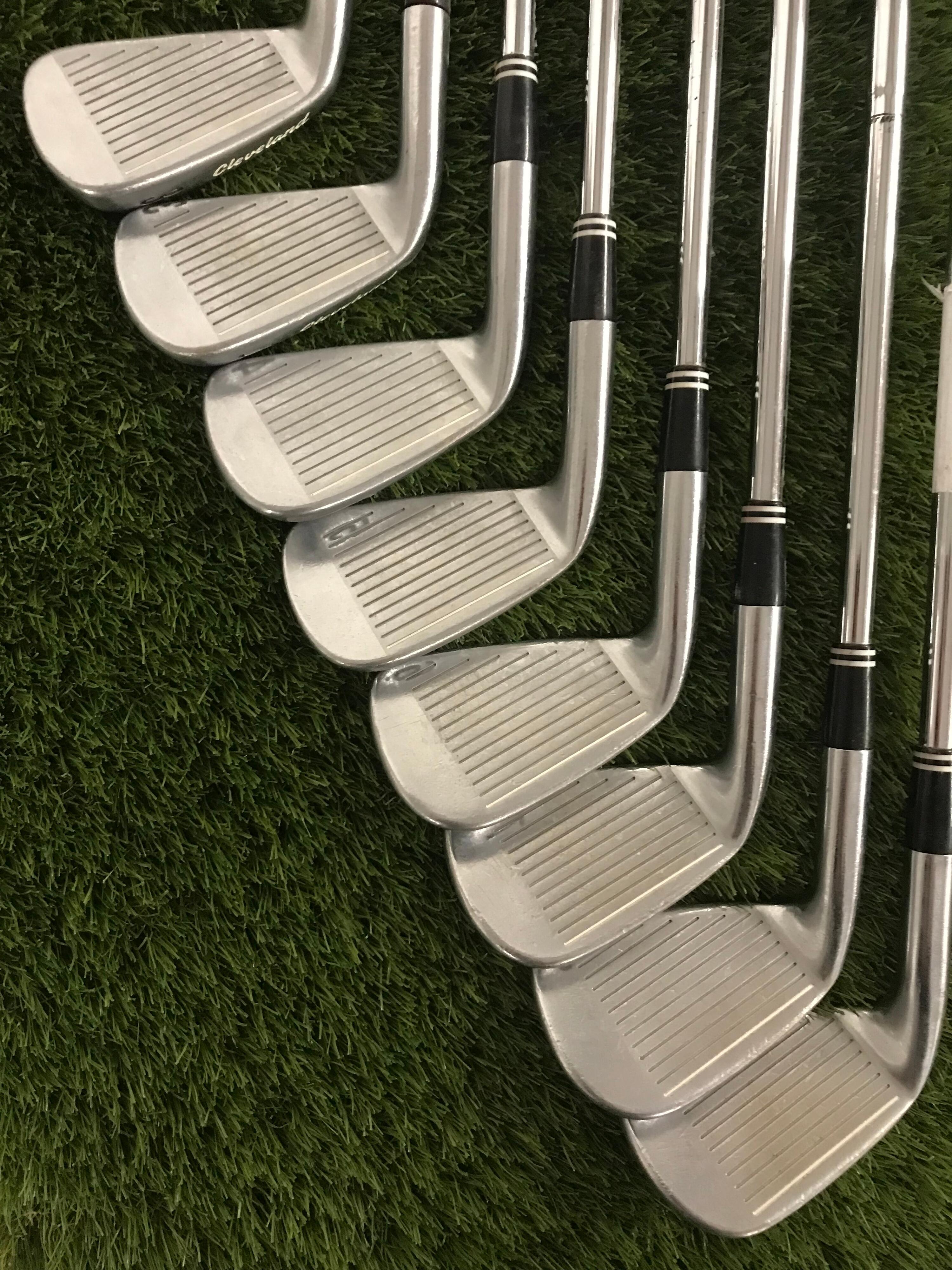 GRADE B-Cleveland CG2 Irons 3-PW 2/3