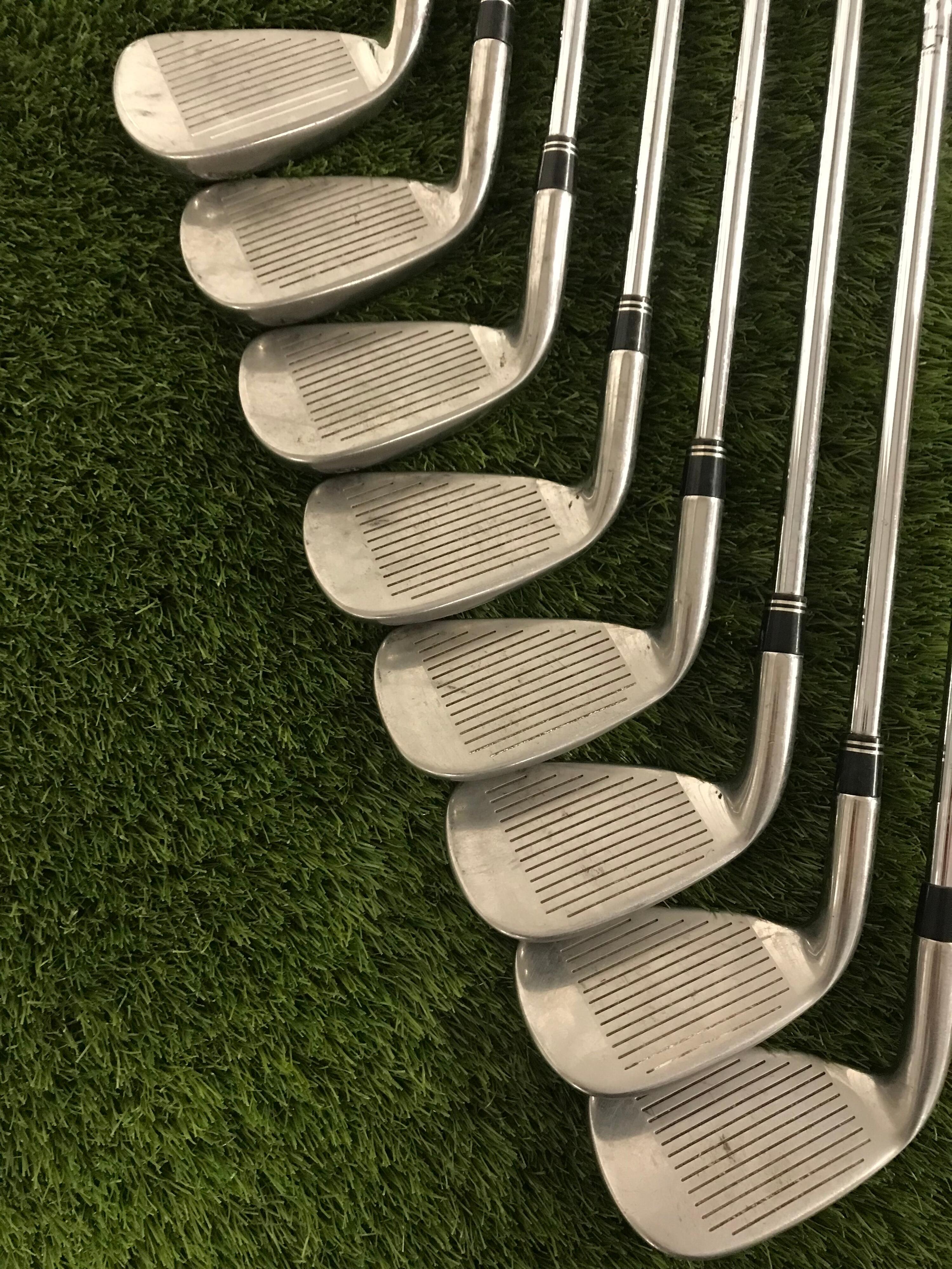 GRADE B-Taylormade R7 Irons 3-PW 2/3