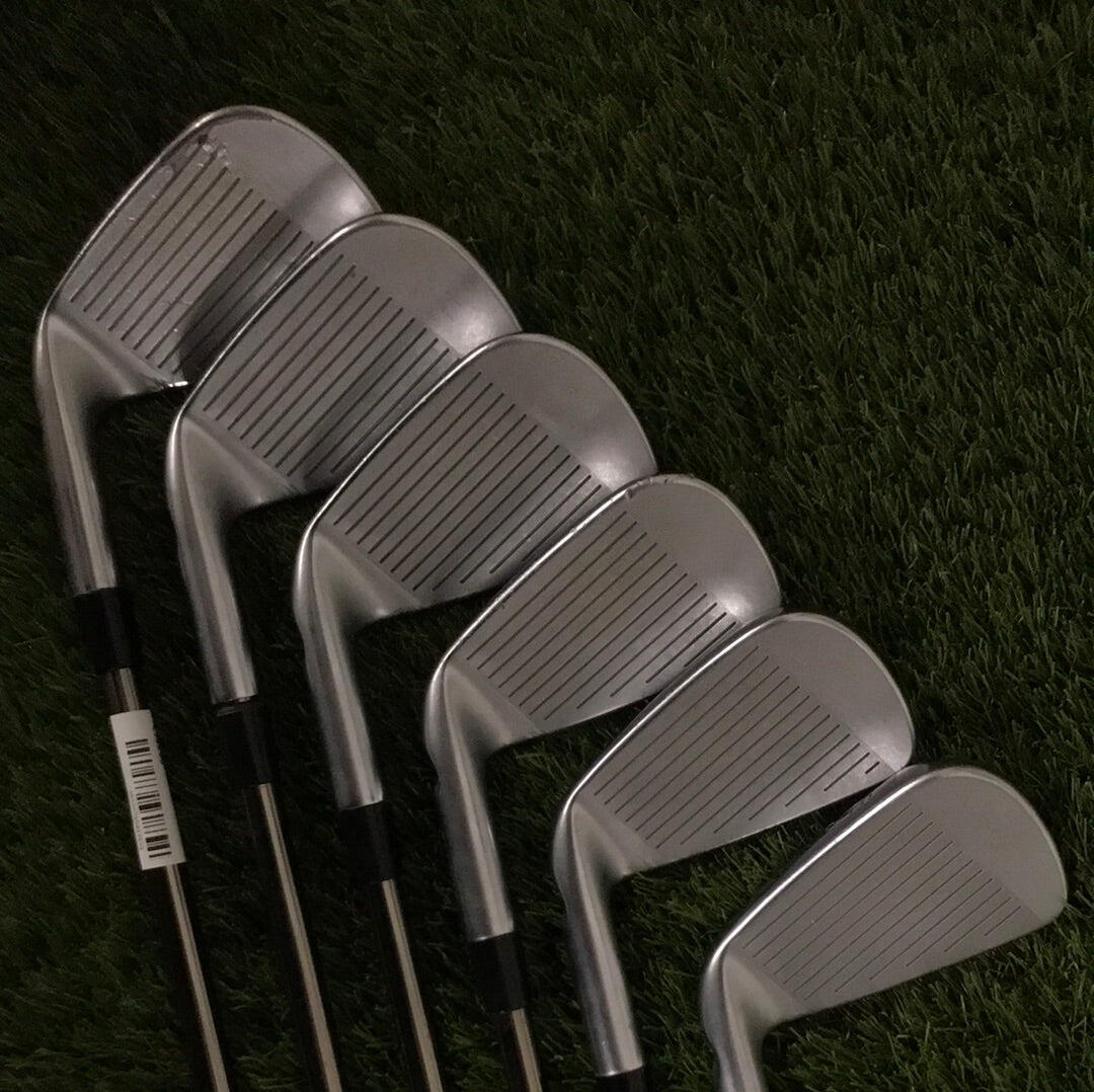 GRADE B-Ping IBlade Blue Dot 5-W Irons 3/3