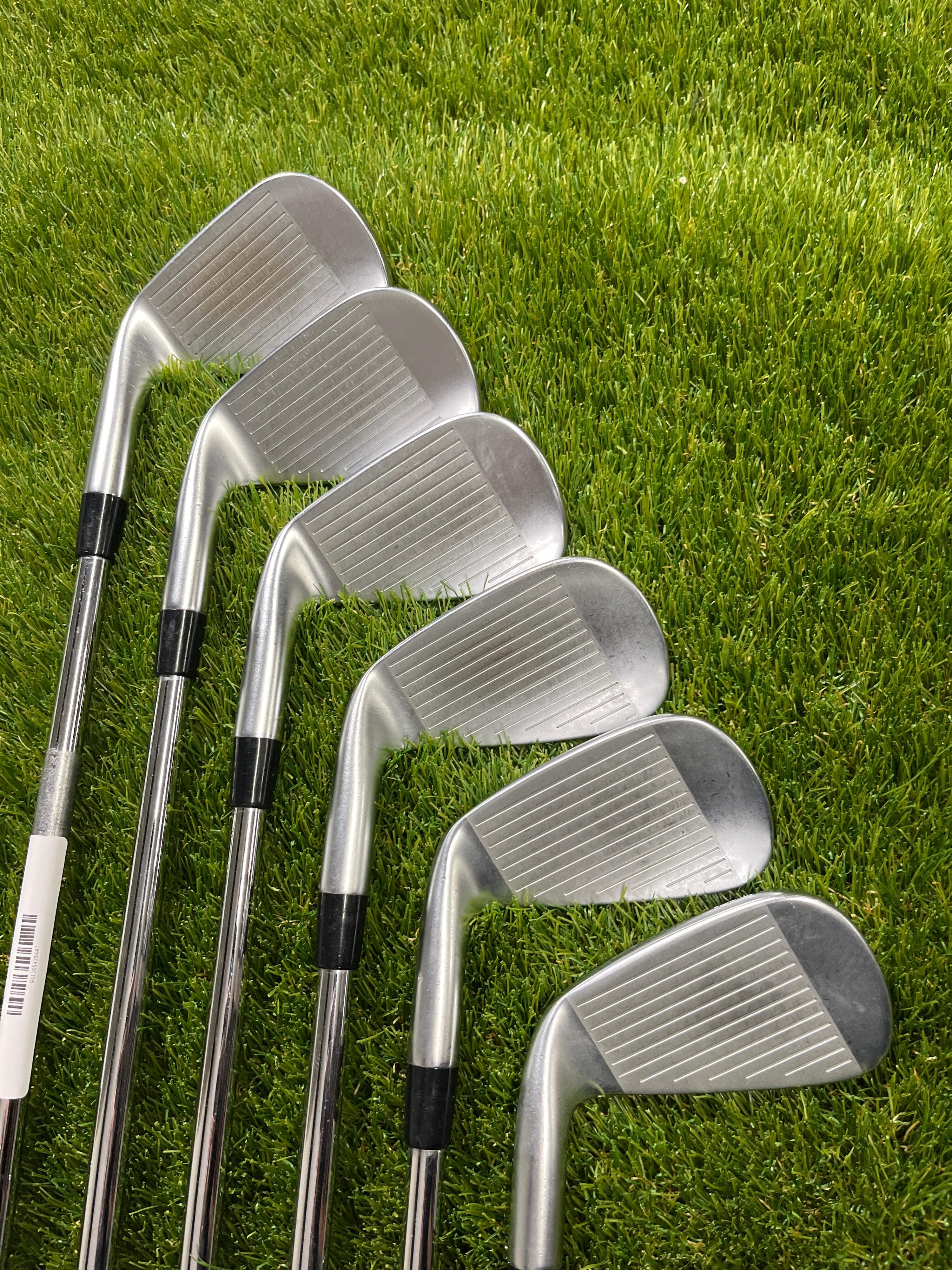 GRADE B-Callaway Apex Pro 5-PW Irons 3/3