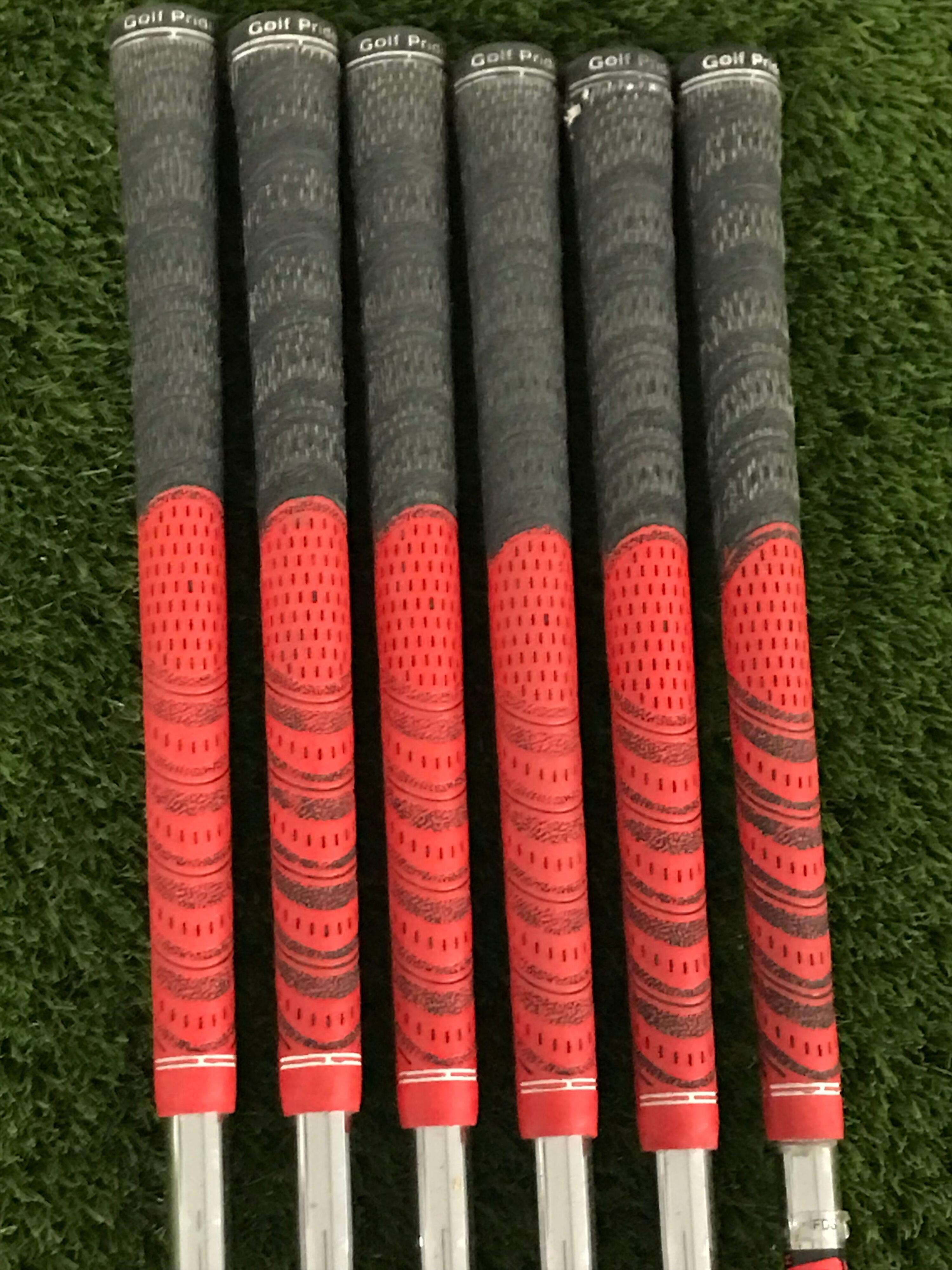 GRADE B-Titleist CB Forged 714 Irons 4-9 3/3