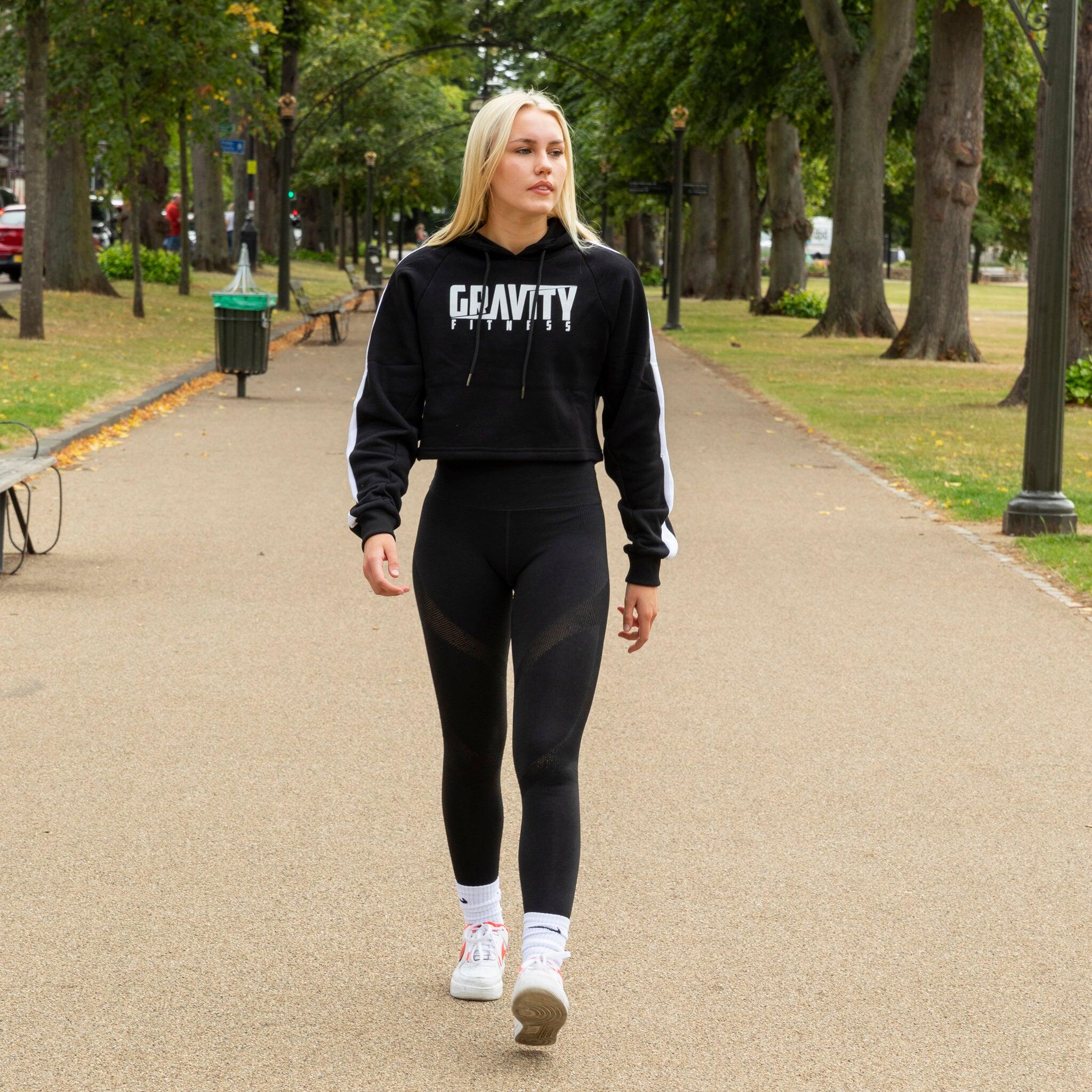 Gravity Fitness "LOGO" Ladies Cropped Hoodie 4/7