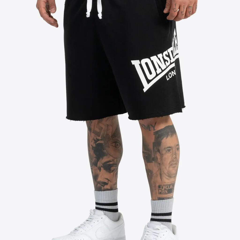 BLACK / WHITE
