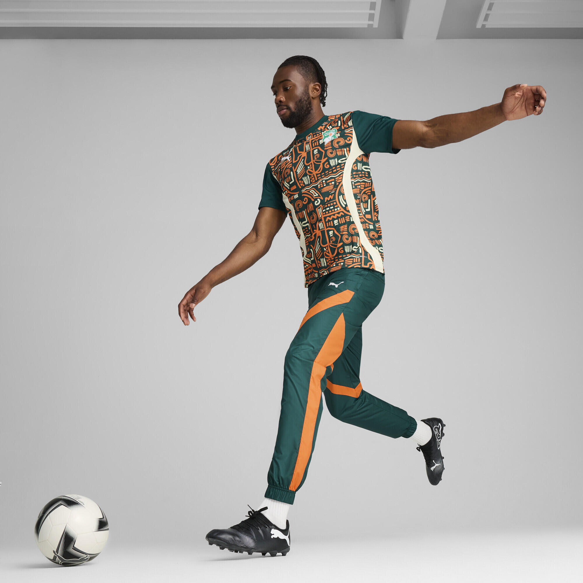 Pantalon tissé d'avant match Côte d'Ivoire 2025 Homme PUMA 4/7