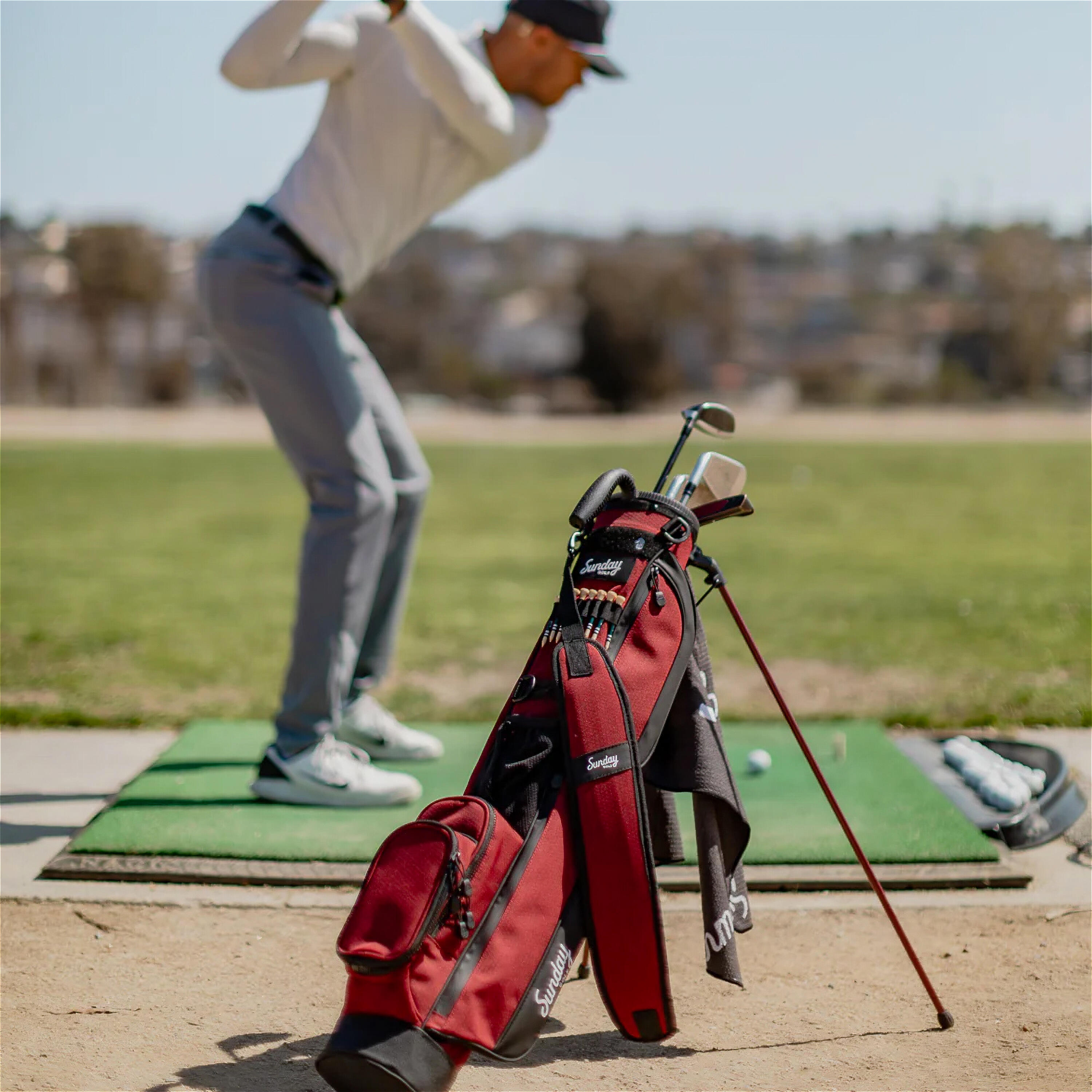 THE LOMA bolsa de golf - granate Ron Burgundy 6/6