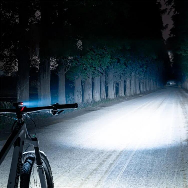 Voorlicht van fiets oplaadbaar via USB Waterdicht IPX6 7/7