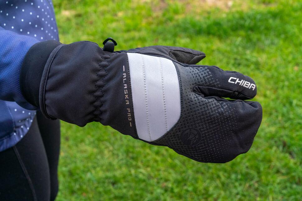 Mocno ocieplane rękawiczki sportowe unisex Chiba Alaska Pro