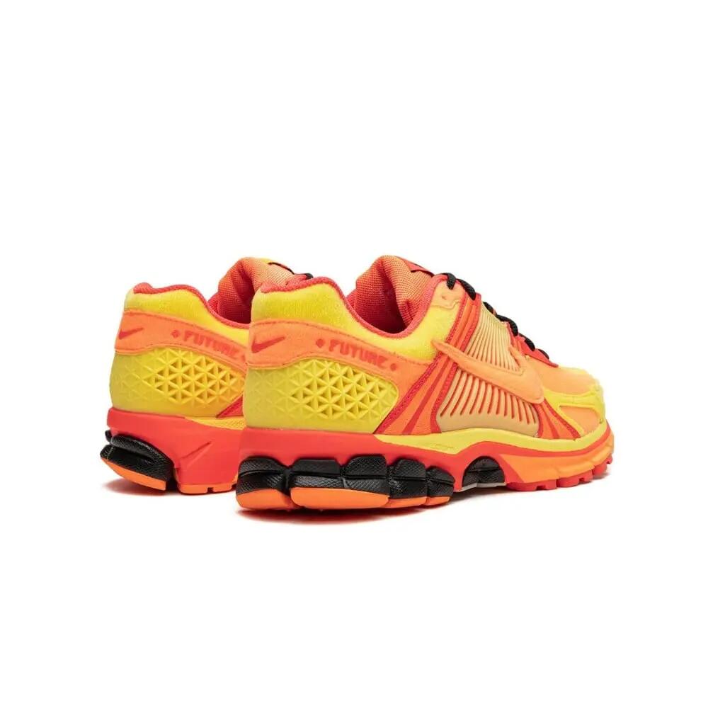 chaussures Nike Zoom Vomero 5 Doernbecher 3/6