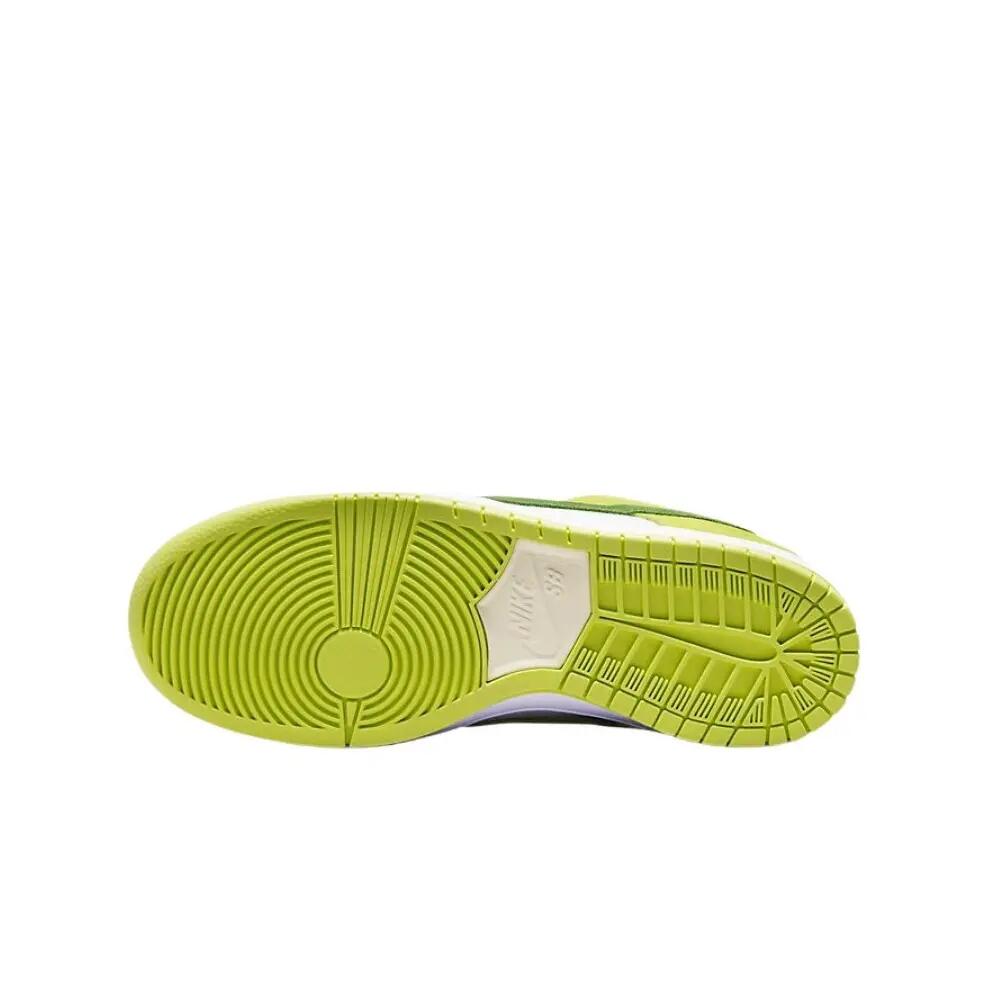 chaussures Nike SB Dunk Low Green Apple 3/6