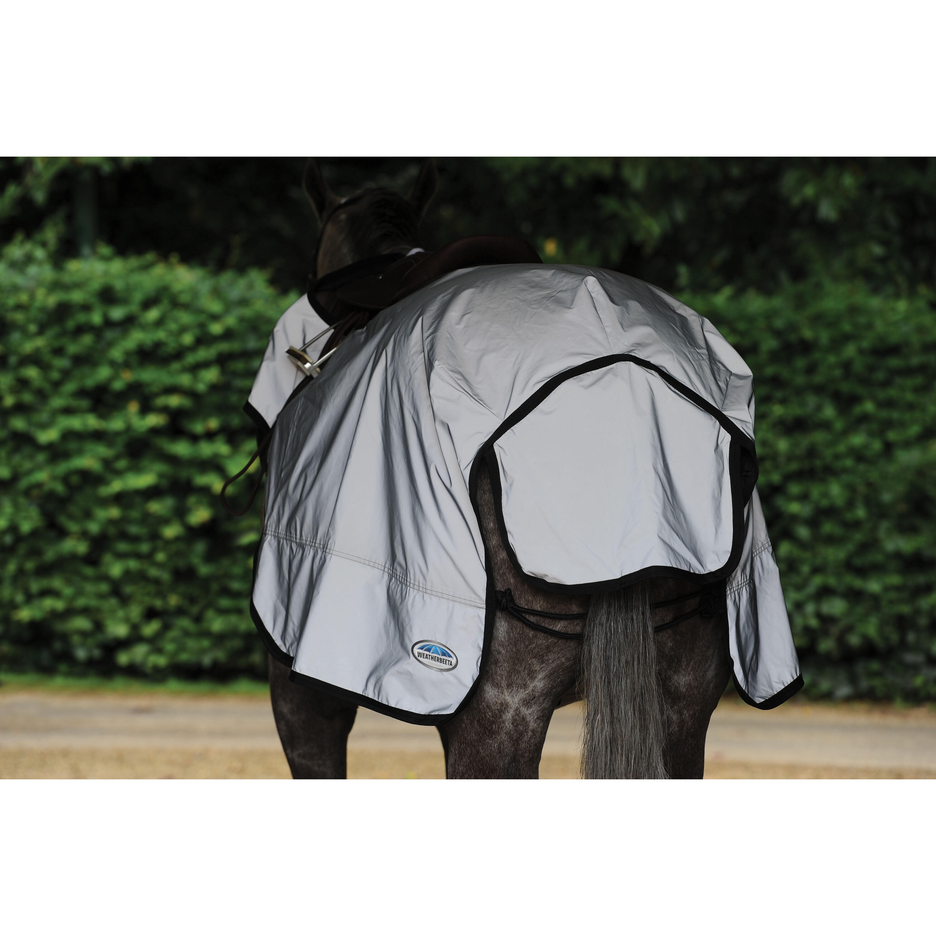 Manta impermeable reflectante para caballos Weatherbeeta 2/5