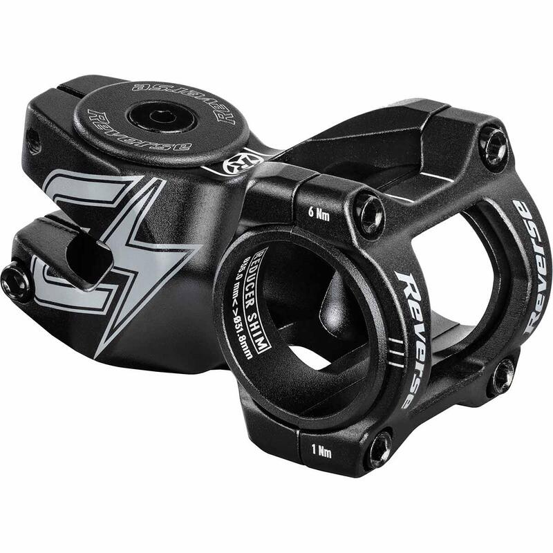 E - Black ONE D-2 Potence 50 mm - noir/gris      5890€ 6990€ -15%    * La vente débute le 18/11/2024    REVERSE E - Black ONE D-2 Potence 50 mm - noir/grisVendu exclusivement en ligne   