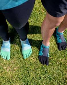 Injinji Men's Mid-Weight Ultra-Run Mini-Crew Toe Socks 3/6