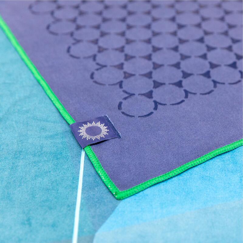 Set de serviettes de yoga : antidérapantes grâce à leur structure en silicone